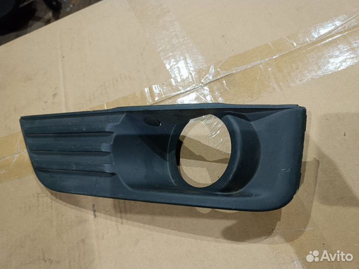 Накладка птф левая новая Форд Фокус2 2005-2011