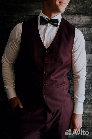 Костюм мужской классический