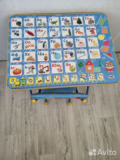 Детский столик и стульчик