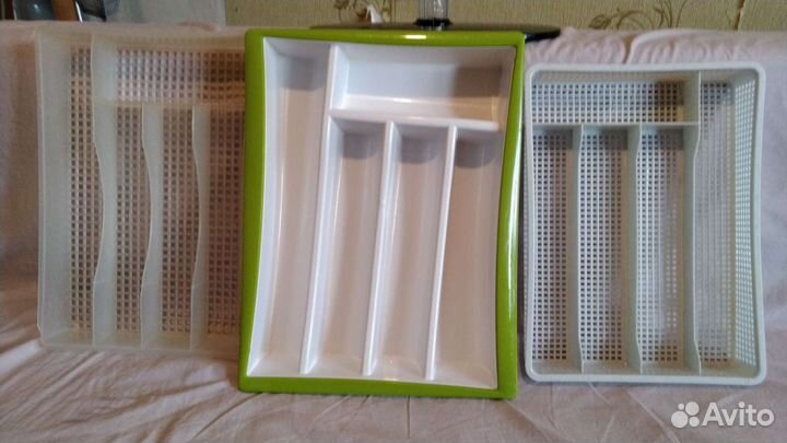 Лотоки для посуды и для столовых приборов