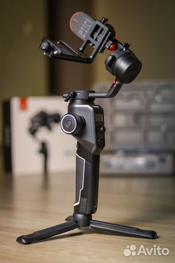 Стабилизатор для камеры Moza AirCross2