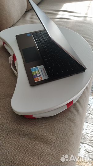 Iкеа. Подставка под ноутбук на колени