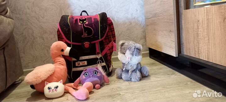 Рюкзак школьный