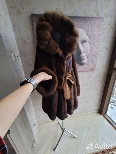 Шуба норковая с капюшоном из соболя 56'62