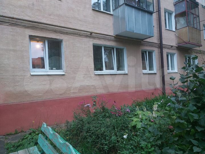 2-к. квартира, 45 м², 1/4 эт.