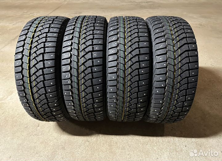 Viatti Brina Nordico V-522 215/55 R17