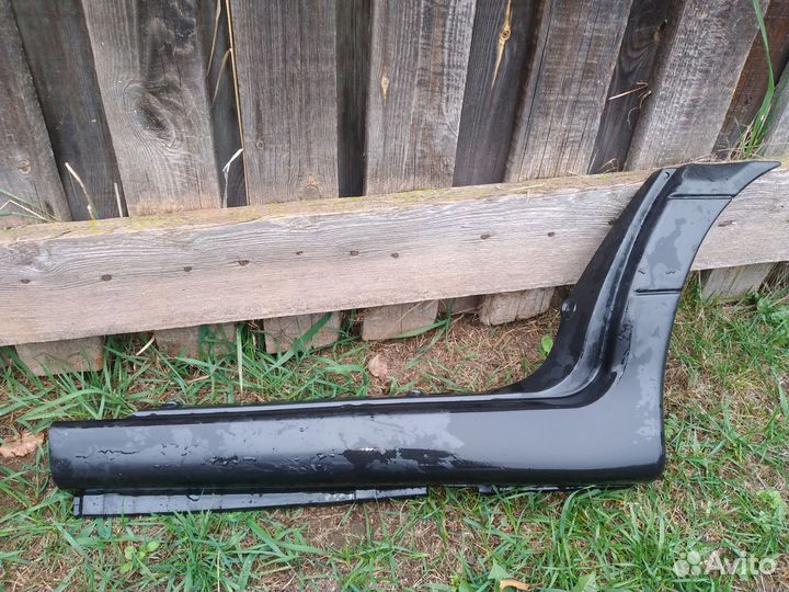 Пластковая накладка порога