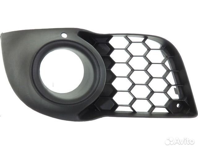 Оправа противотуманной фары лев. Lancer