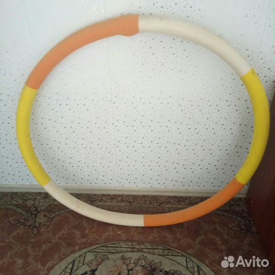 Продаю обруч 