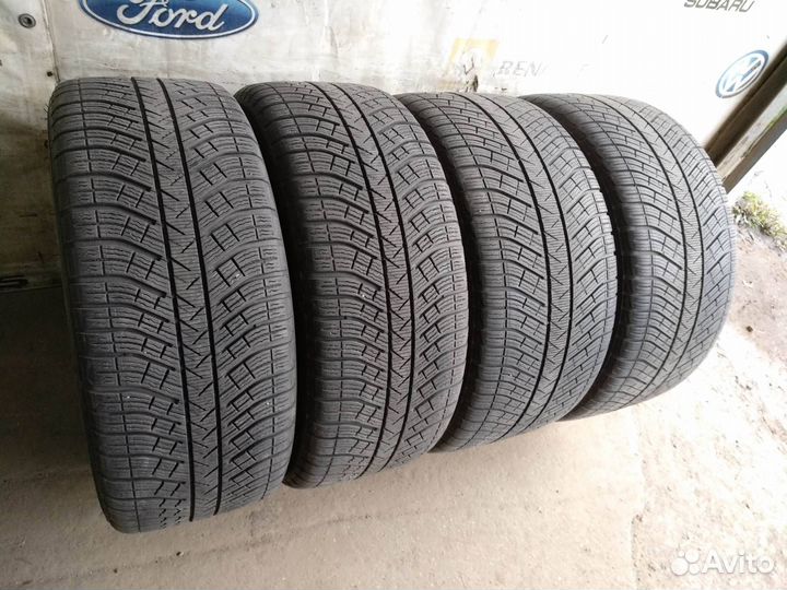 Michelin Pilot Alpin 5 SUV 275/40 R21 и 305/35 R21 107V