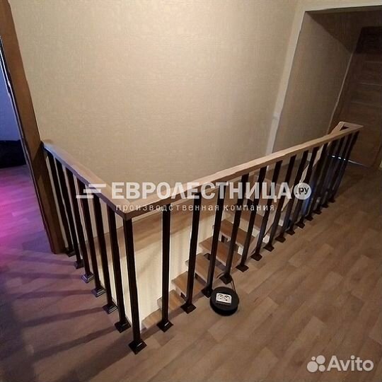 Лестница на металлокаркасе