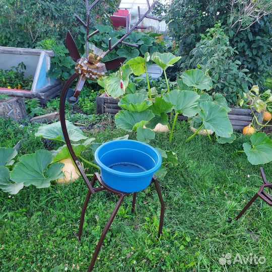 Подставка для цветов напольная металлическая