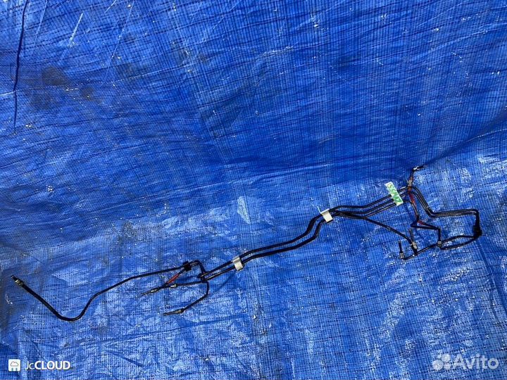 Трубка тормозная на toyota prius ZVW55 2zrfxe