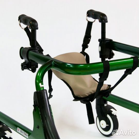 Ходунки с подлокотниками