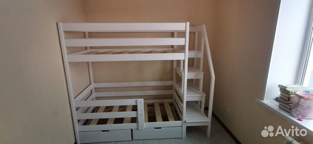 Двухъярусная кровать