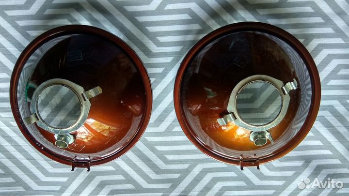 Унифицированная круглая фара фг137 (СССР)