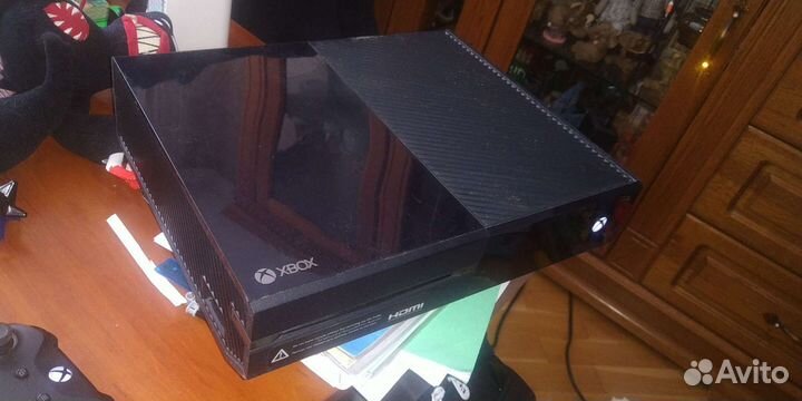 Xbox One 500gb с играми