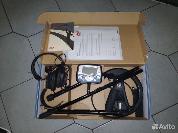 Металлоискатель Minelab X-Terra 705