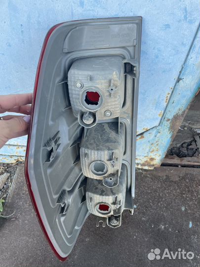 Фонарь задний левый