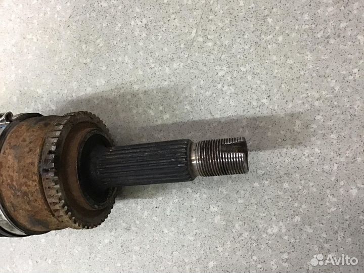 Полуось передняя левая Kia RIO 2011-2017