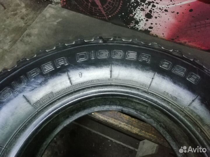 Yokohama Y828 215/75 R15