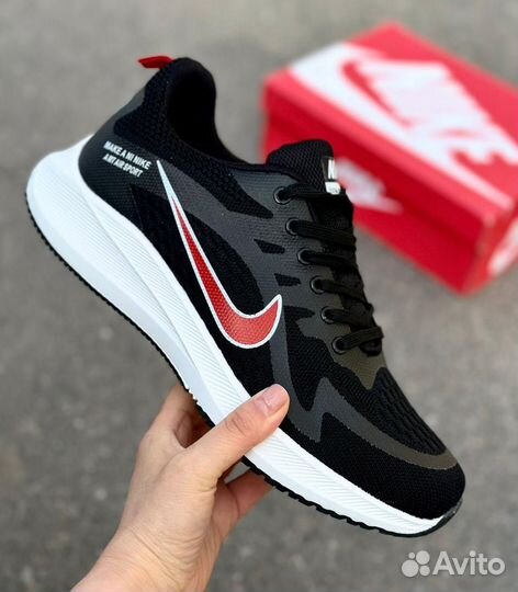 Кроссовки Nike