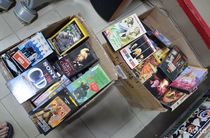 Видеокассеты фирменные 140 шт