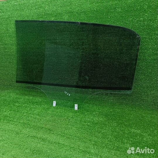 Стекло двери задней правой SsangYong Actyon 2 SUV