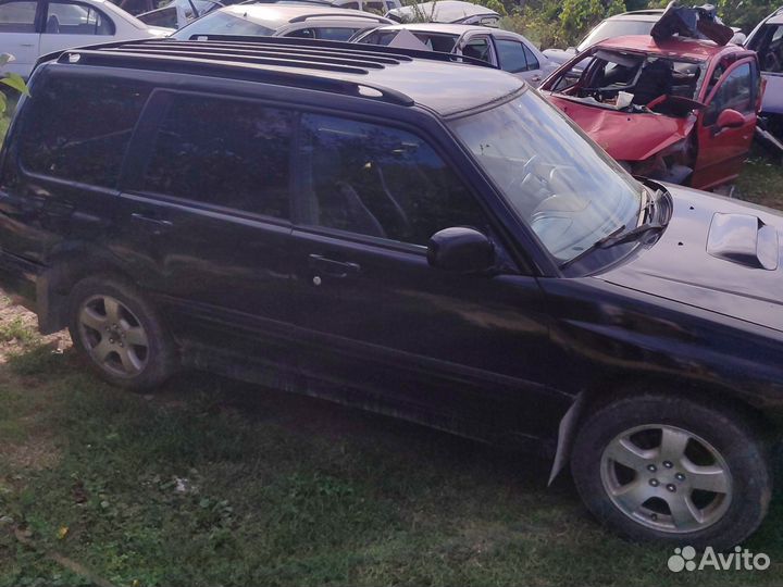 Субару форестер по запчастям