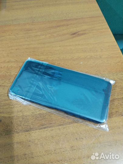 Продам чехол Huawei Nova Y90 новый