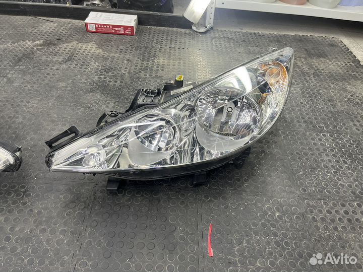 Фары peugeot 207