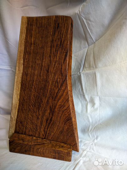 Разделочная. Сервировочнная доска. Живой край