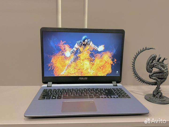 Asus i3 8gen/16gb/mx130/ssd+1tb/Full HD