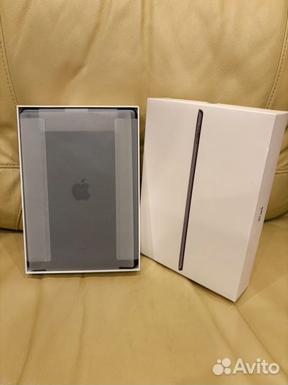 Планшет Apple iPad (2021) 64Gb Wi-Fi, серый космос