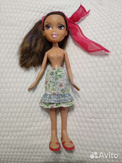 Кукла Bratz Ясмин 2001