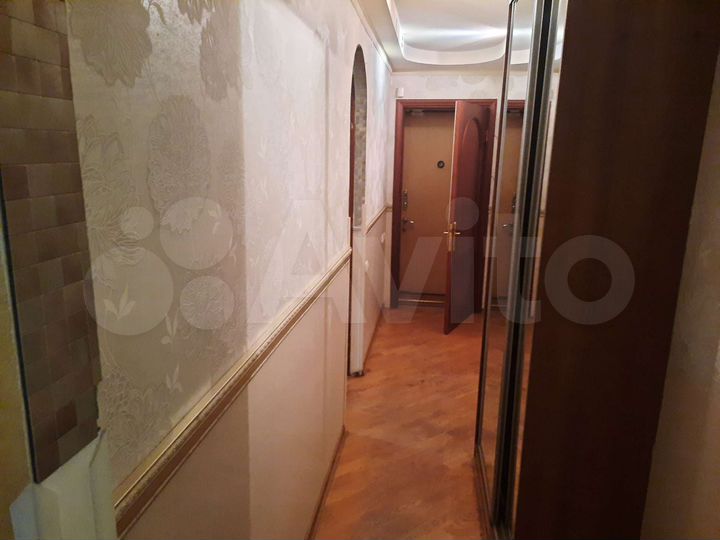 3-к. квартира, 60 м², 2/5 эт.