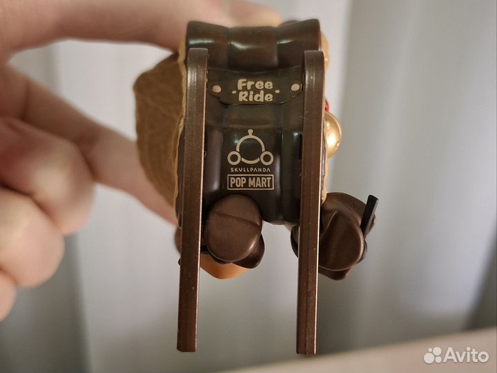 Pop Mart Skullpanda фигурка