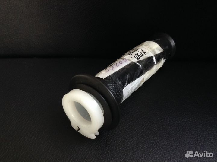 Новая оригинальная грипса в сборе Yamaha Fazer Fz1