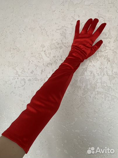 Перчатки длинные бархатные красные