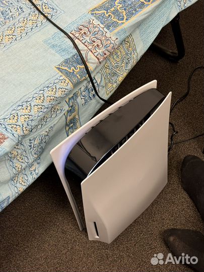 Продам Sony PlayStation 5 825 гб SSD