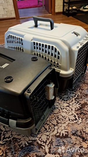 Переноска для животных пластиковая