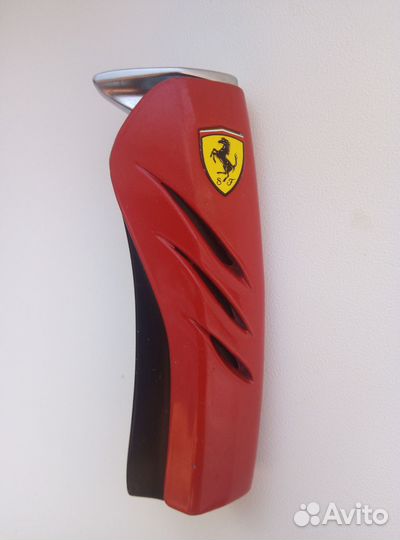 Зажигалка ferrari