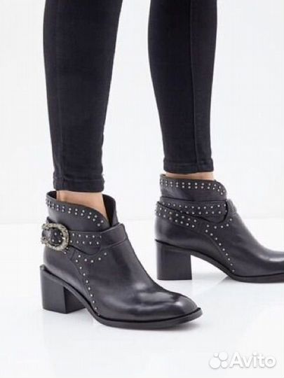 Ботинки женские