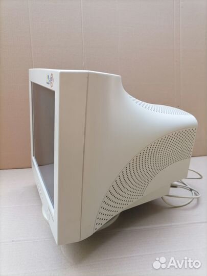 Монитор Samsung SyncMaster 765MB (ЭЛТ)