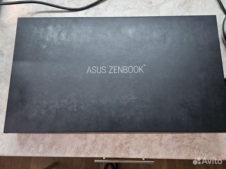 Ультрабук Asus Zenbook UX302L