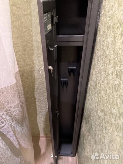 Оружейный сейф (2шт.)