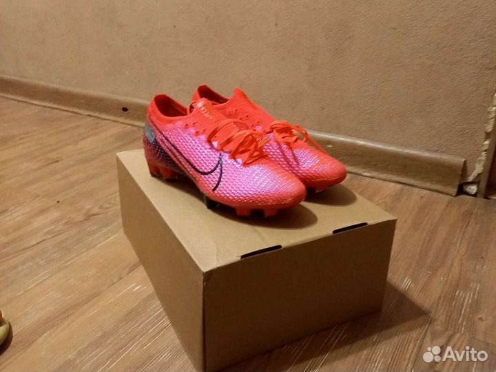 Бутсы nike35 размер