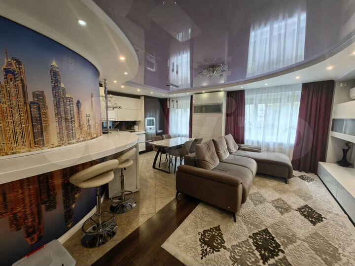 3-к. квартира, 103 м², 1/10 эт.