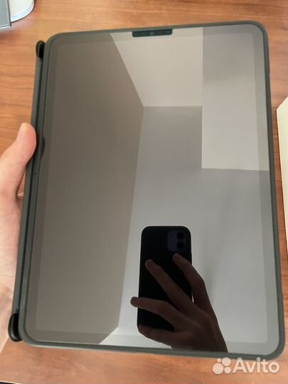 iPad Pro 11 (2022) 128gb Wi-Fi silver + защита