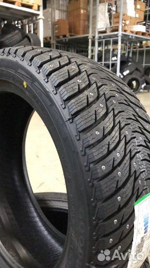 Westlake IceMaster Spike Z-506 215/55 R17 98T
